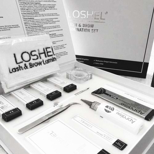 Lash & Brow Care oil 3